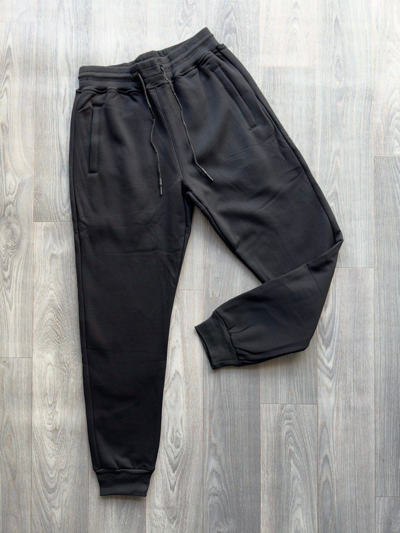 Black Plain Men's Fleeced Sweatpants