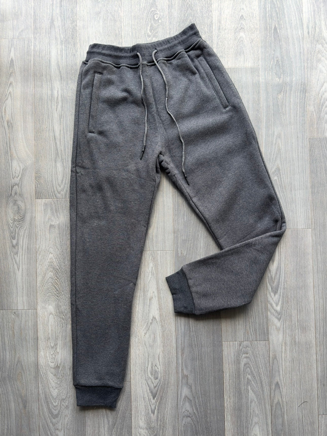 Dark Grey Plain Men's Fleeced Sweatpants