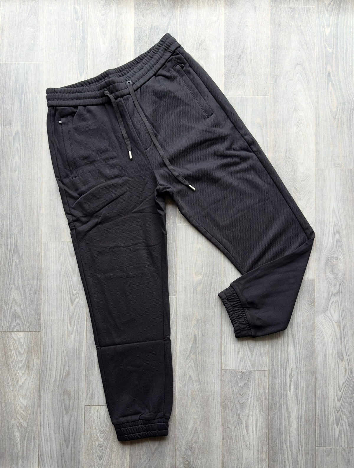 Men's Black Plain Detailed Sweatpants from fireqasi